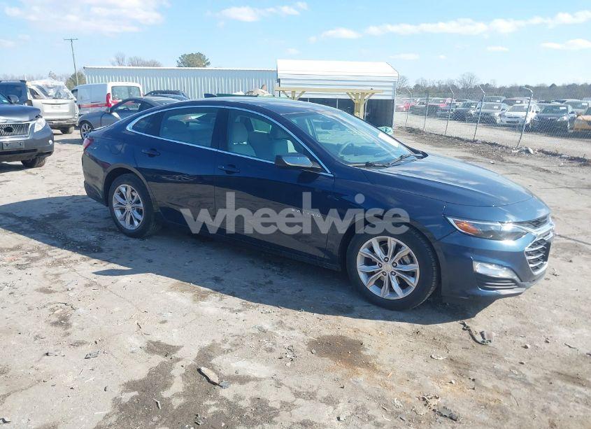 2020 Chevrolet Malibu FWD LT (VIN 1G1ZD5ST1LF018338) main photo