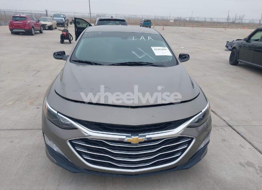Photo 12 of 2020 Chevrolet Malibu FWD LT (VIN 1G1ZD5ST1LF025340)