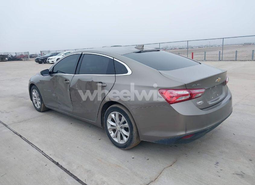Photo 3 of 2020 Chevrolet Malibu FWD LT (VIN 1G1ZD5ST1LF025340)