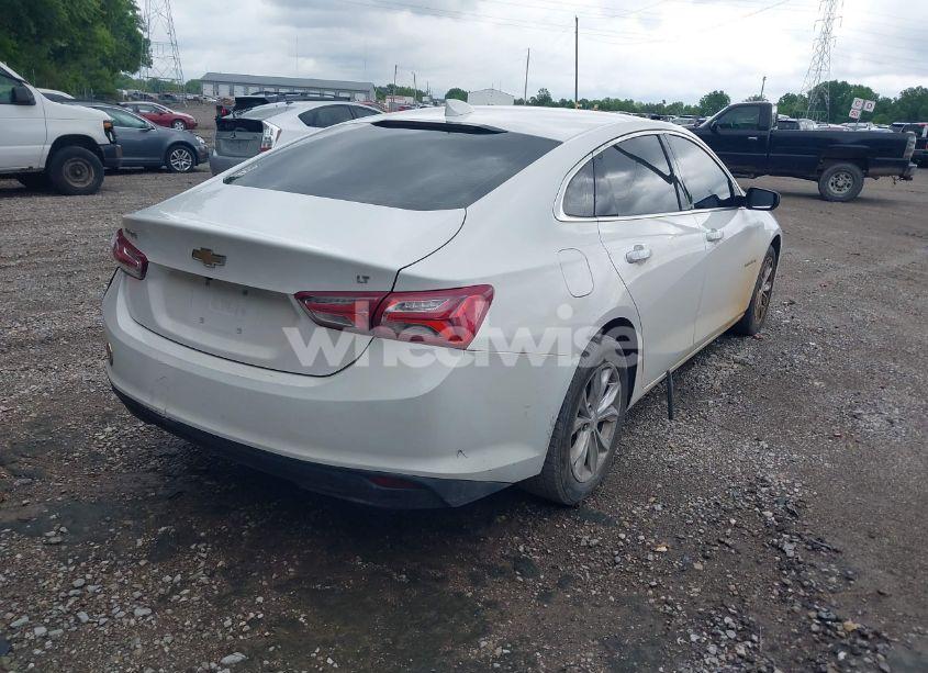 Photo 4 of 2020 Chevrolet Malibu FWD LT (VIN 1G1ZD5ST1LF030022)