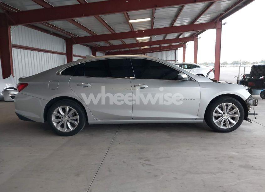 Photo 14 of 2020 Chevrolet Malibu FWD LT (VIN 1G1ZD5ST1LF035141)