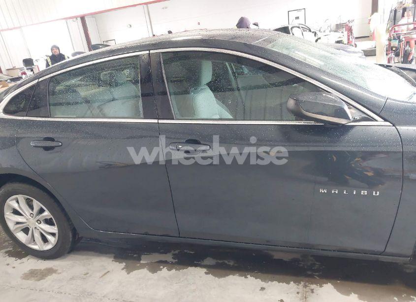 Photo 13 of 2020 Chevrolet Malibu FWD LT (VIN 1G1ZD5ST1LF051226)