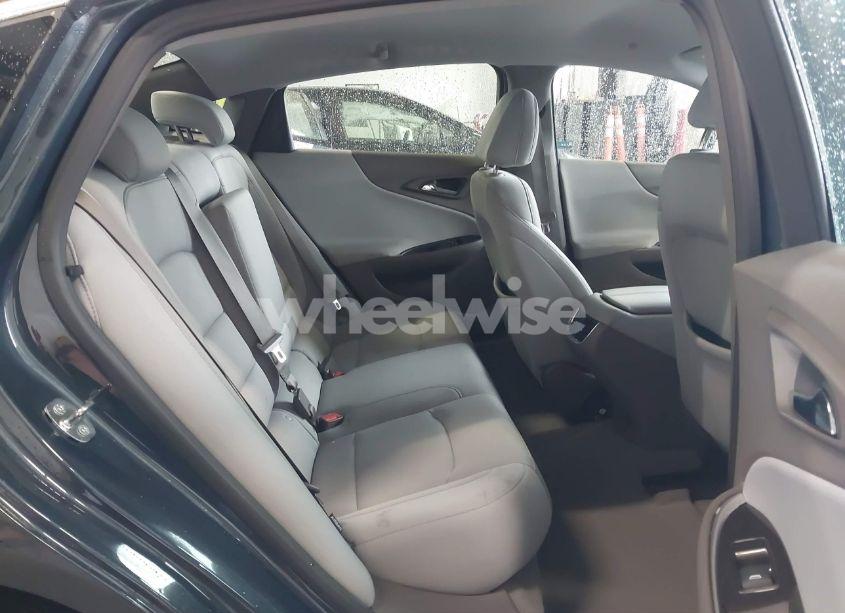 Photo 8 of 2020 Chevrolet Malibu FWD LT (VIN 1G1ZD5ST1LF051226)