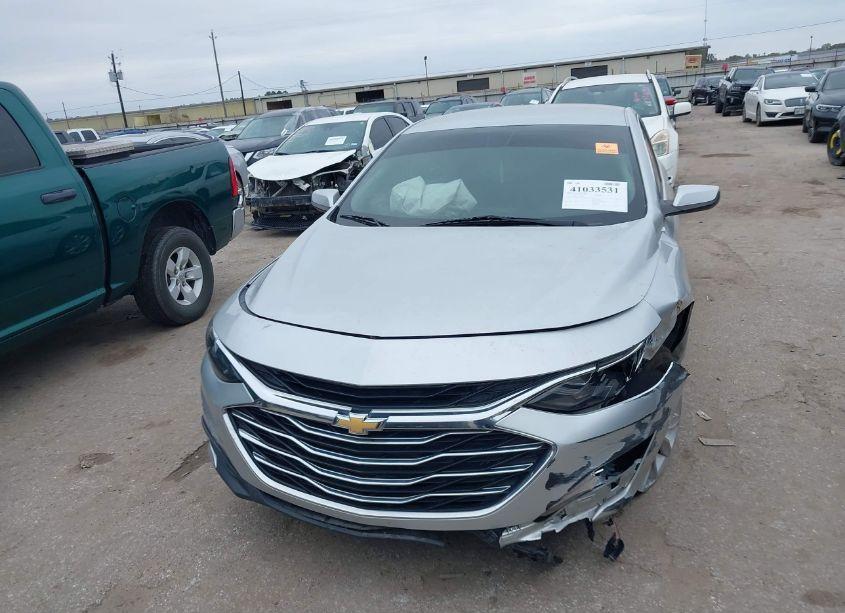 Photo 11 of 2020 Chevrolet Malibu FWD LT (VIN 1G1ZD5ST1LF052828)