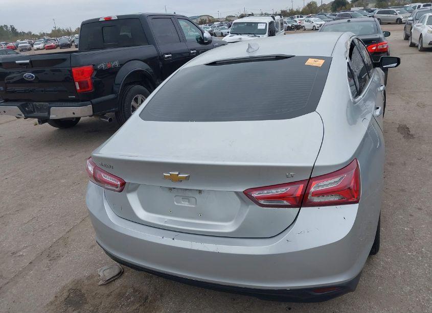 Photo 15 of 2020 Chevrolet Malibu FWD LT (VIN 1G1ZD5ST1LF052828)