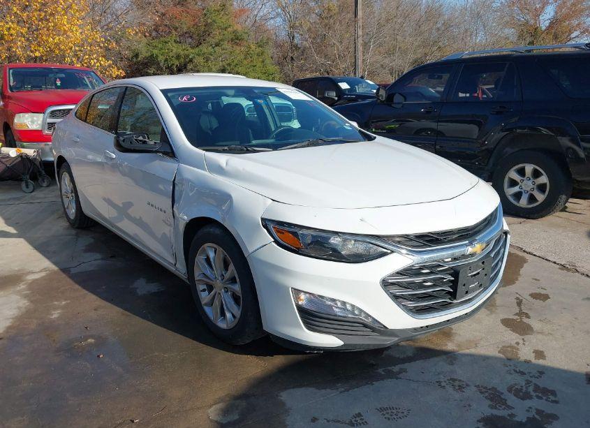2020 Chevrolet Malibu FWD LT (VIN 1G1ZD5ST1LF054983) main photo