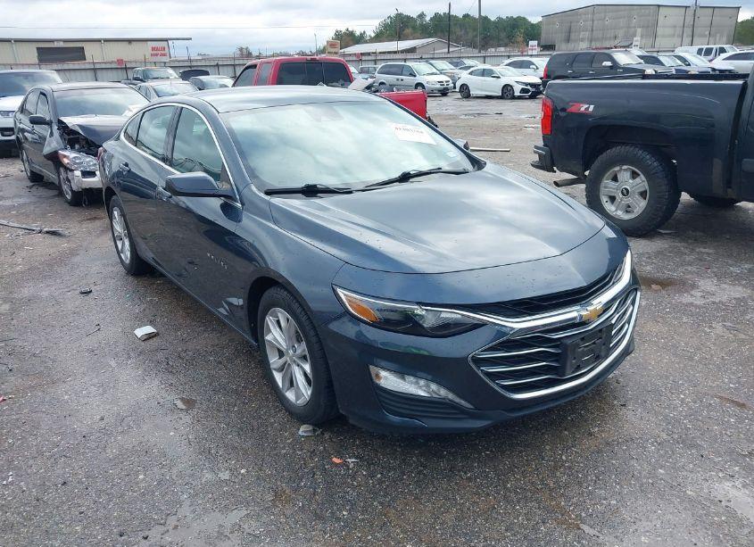 2020 Chevrolet Malibu FWD LT (VIN 1G1ZD5ST1LF055678) main photo