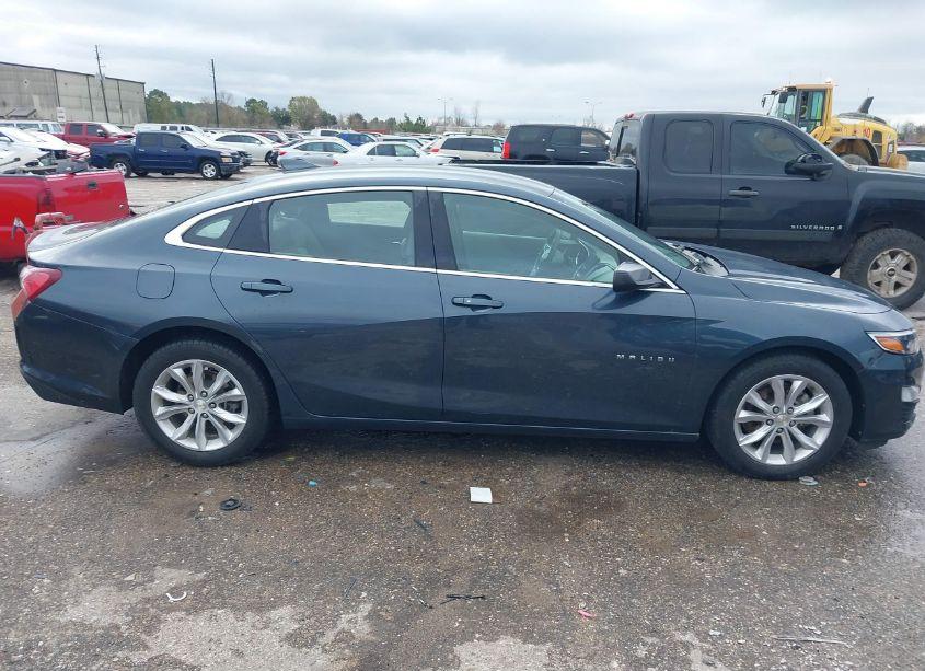 Photo 13 of 2020 Chevrolet Malibu FWD LT (VIN 1G1ZD5ST1LF055678)