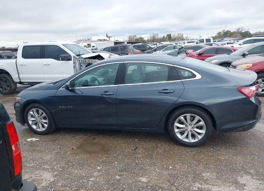 Photo 14 of 2020 Chevrolet Malibu FWD LT (VIN 1G1ZD5ST1LF055678)
