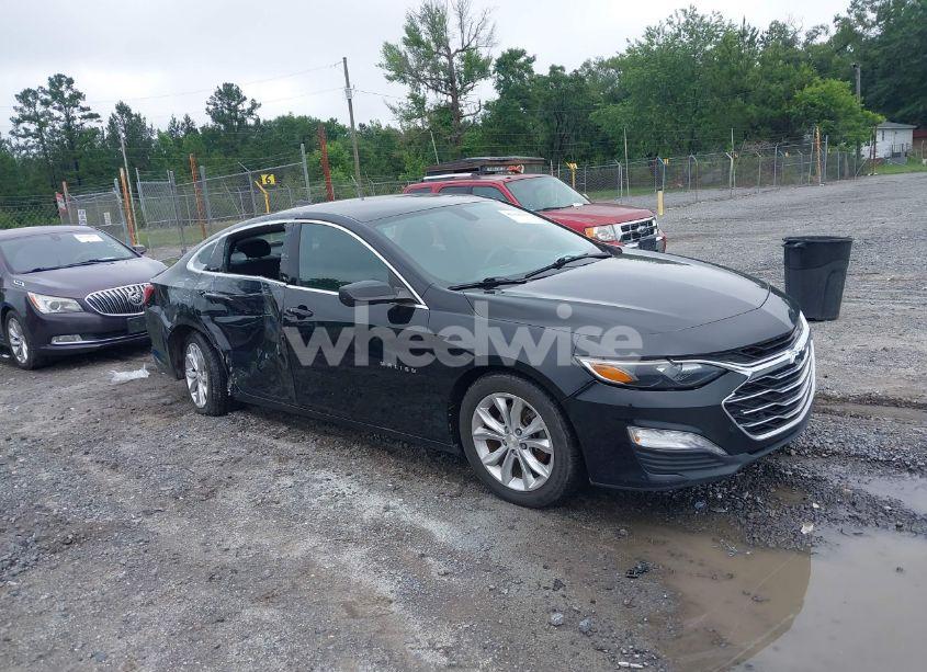 2020 Chevrolet Malibu FWD LT (VIN 1G1ZD5ST1LF062551) main photo