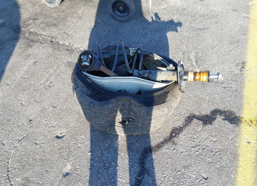 Photo 12 of 2020 Chevrolet Malibu FWD LT (VIN 1G1ZD5ST1LF081228)