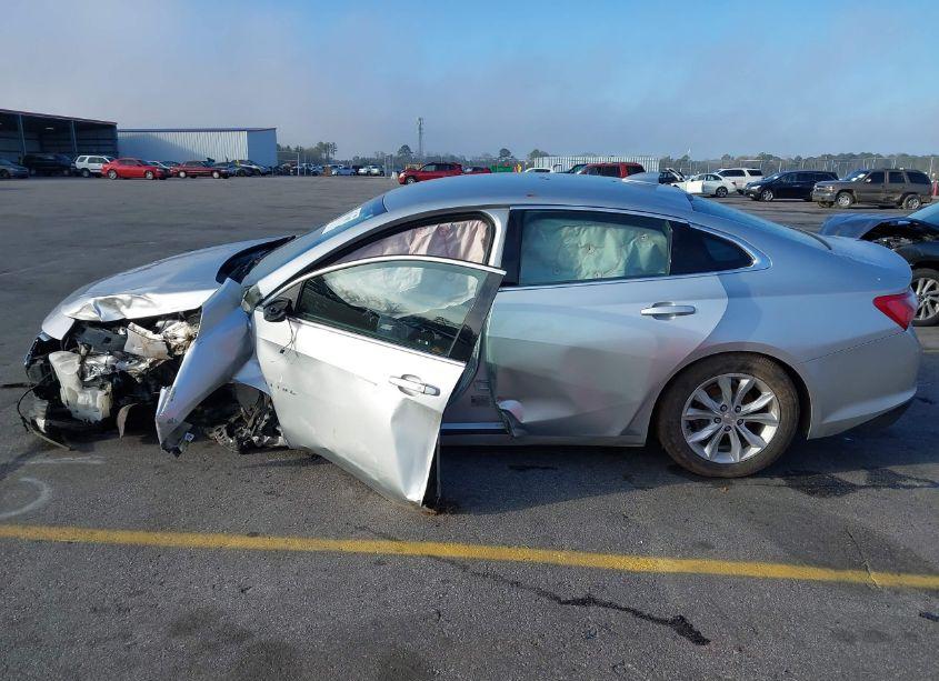 Photo 15 of 2020 Chevrolet Malibu FWD LT (VIN 1G1ZD5ST1LF081228)