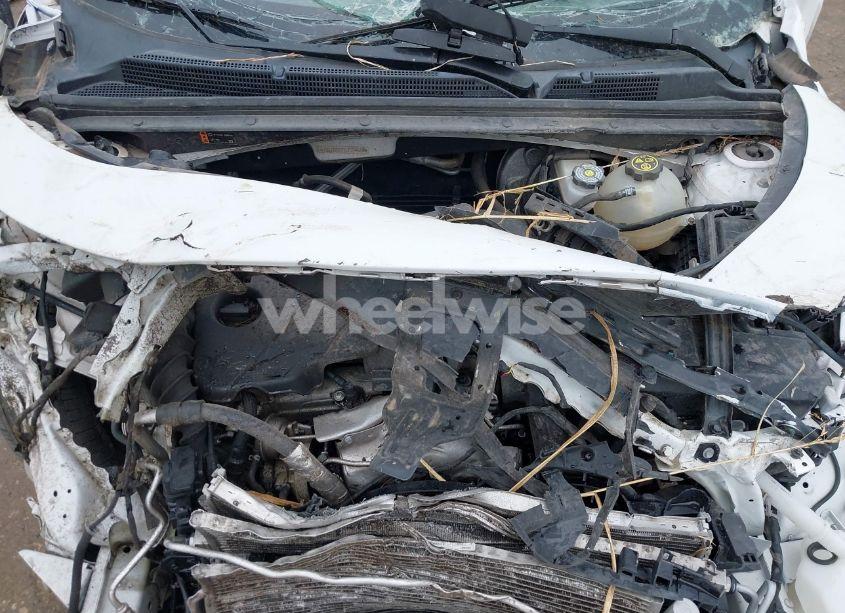 Photo 10 of 2020 Chevrolet Malibu FWD LT (VIN 1G1ZD5ST1LF094965)