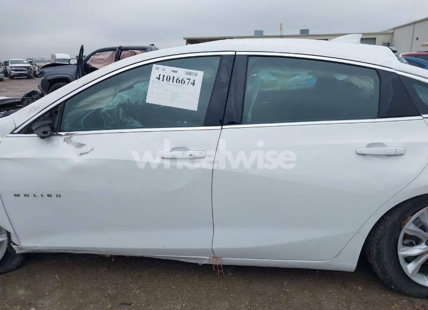 Photo 15 of 2020 Chevrolet Malibu FWD LT (VIN 1G1ZD5ST1LF094965)