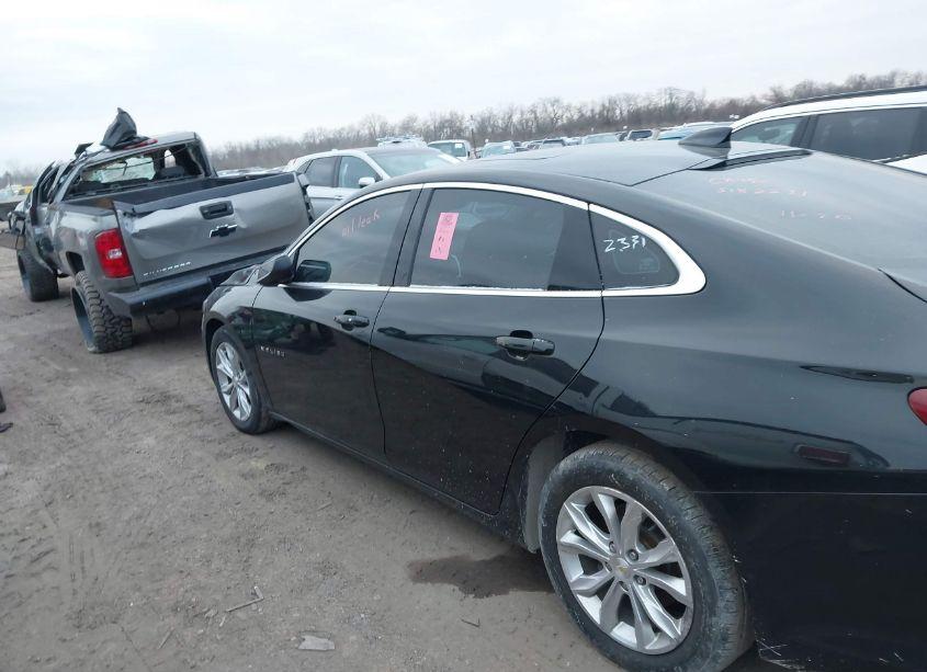 Photo 14 of 2020 Chevrolet Malibu FWD LT (VIN 1G1ZD5ST1LF102577)