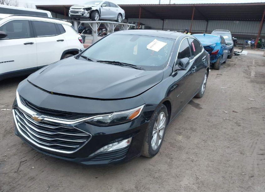 Photo 6 of 2020 Chevrolet Malibu FWD LT (VIN 1G1ZD5ST1LF102577)