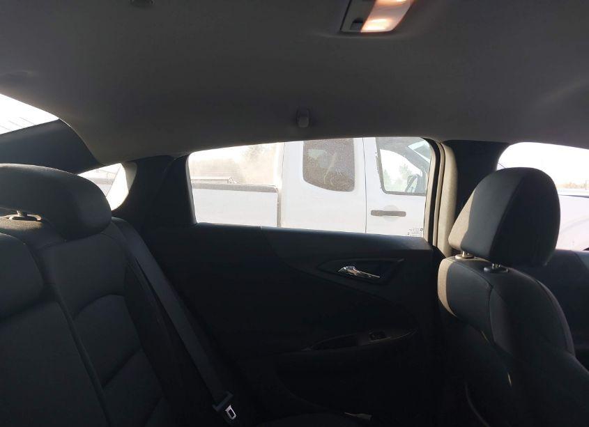 Photo 8 of 2020 Chevrolet Malibu FWD LT (VIN 1G1ZD5ST1LF105303)