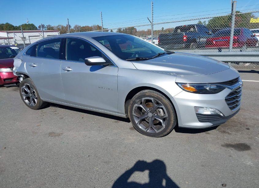 2020 Chevrolet Malibu FWD LT (VIN 1G1ZD5ST1LF105530) main photo