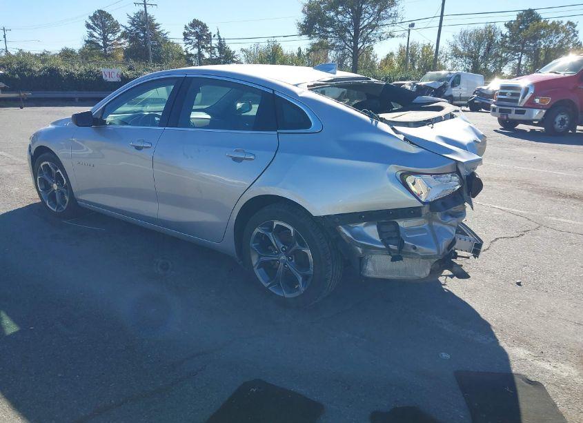 Photo 3 of 2020 Chevrolet Malibu FWD LT (VIN 1G1ZD5ST1LF105530)