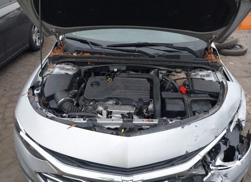 Photo 10 of 2020 Chevrolet Malibu FWD LT (VIN 1G1ZD5ST1LF108010)