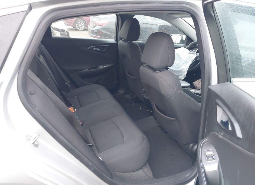 Photo 8 of 2020 Chevrolet Malibu FWD LT (VIN 1G1ZD5ST1LF108010)