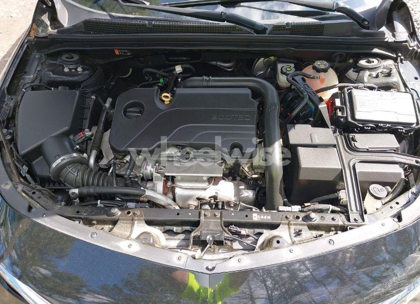 Photo 10 of 2021 Chevrolet Malibu FWD LT (VIN 1G1ZD5ST1MF008541)