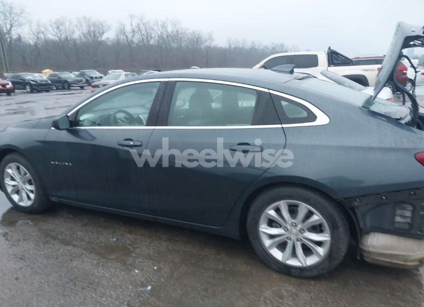 Photo 14 of 2021 Chevrolet Malibu FWD LT (VIN 1G1ZD5ST1MF010404)