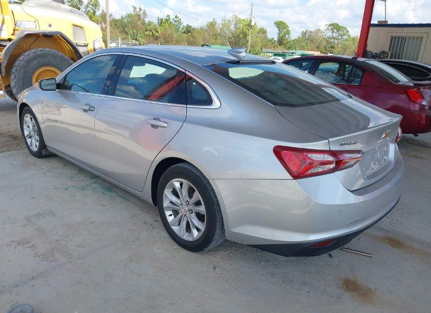 Photo 3 of 2021 Chevrolet Malibu FWD LT (VIN 1G1ZD5ST1MF012685)