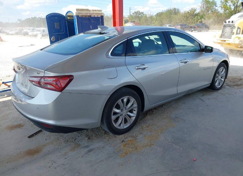 Photo 4 of 2021 Chevrolet Malibu FWD LT (VIN 1G1ZD5ST1MF012685)