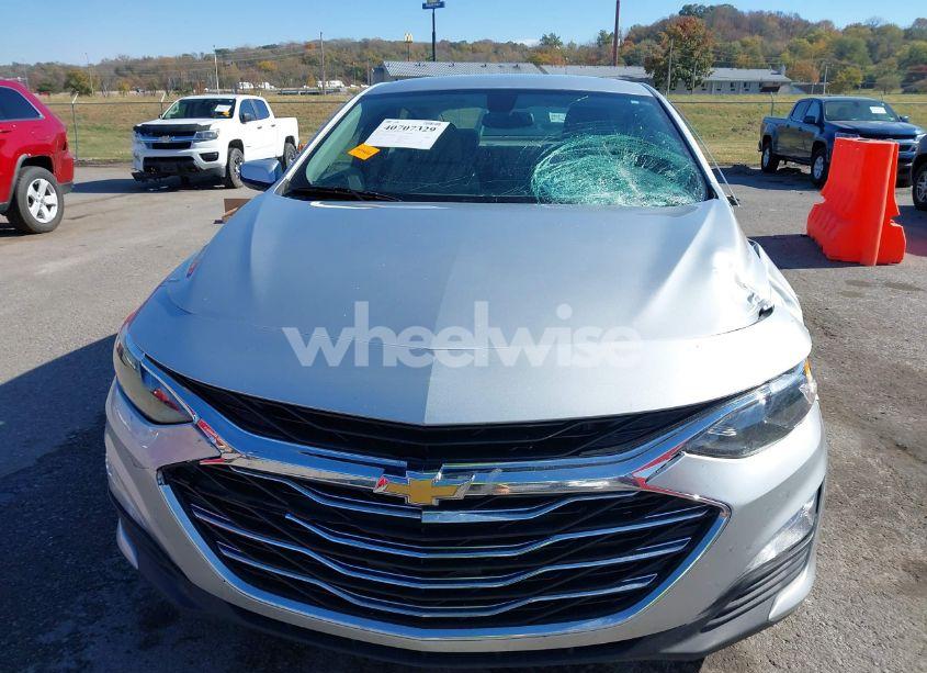 Photo 12 of 2021 Chevrolet Malibu FWD LT (VIN 1G1ZD5ST1MF026618)