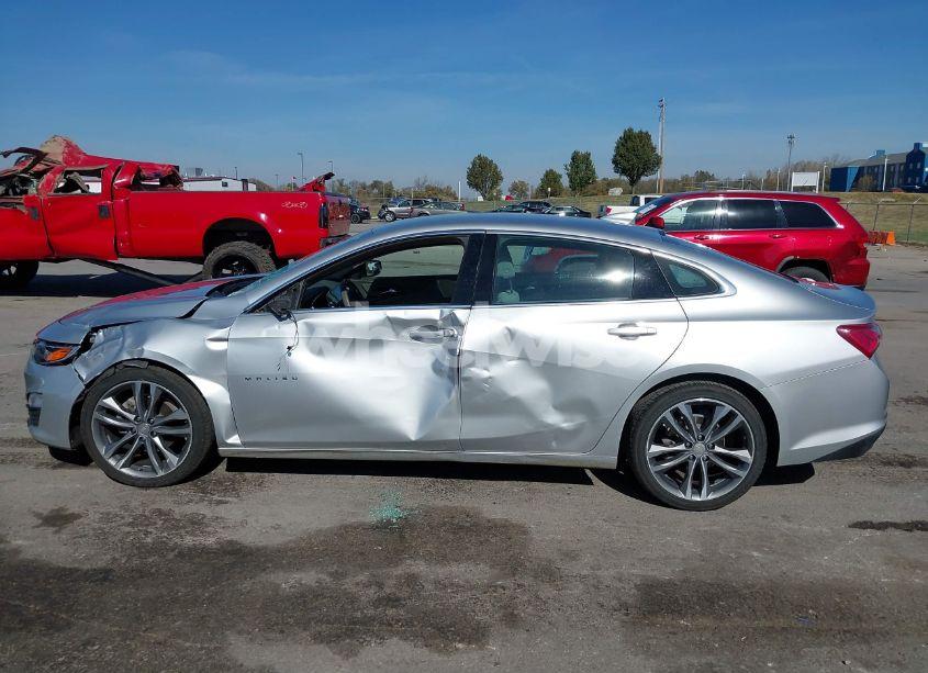 Photo 14 of 2021 Chevrolet Malibu FWD LT (VIN 1G1ZD5ST1MF026618)