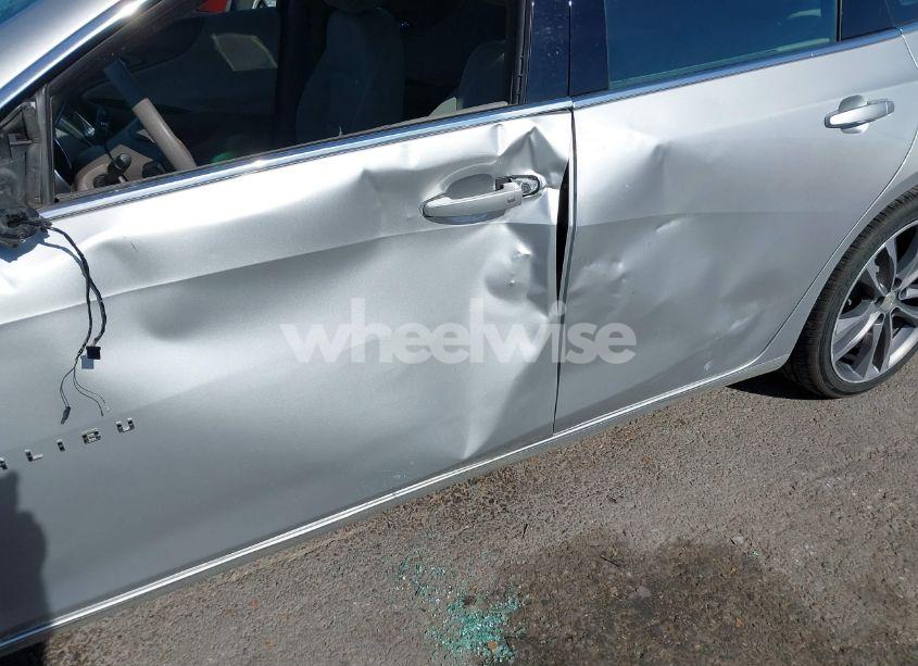 Photo 17 of 2021 Chevrolet Malibu FWD LT (VIN 1G1ZD5ST1MF026618)