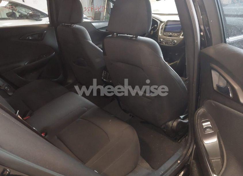 Photo 8 of 2021 Chevrolet Malibu FWD LT (VIN 1G1ZD5ST1MF058498)