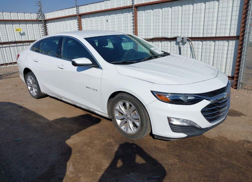 2021 Chevrolet Malibu FWD LT (VIN 1G1ZD5ST1MF069923) main photo