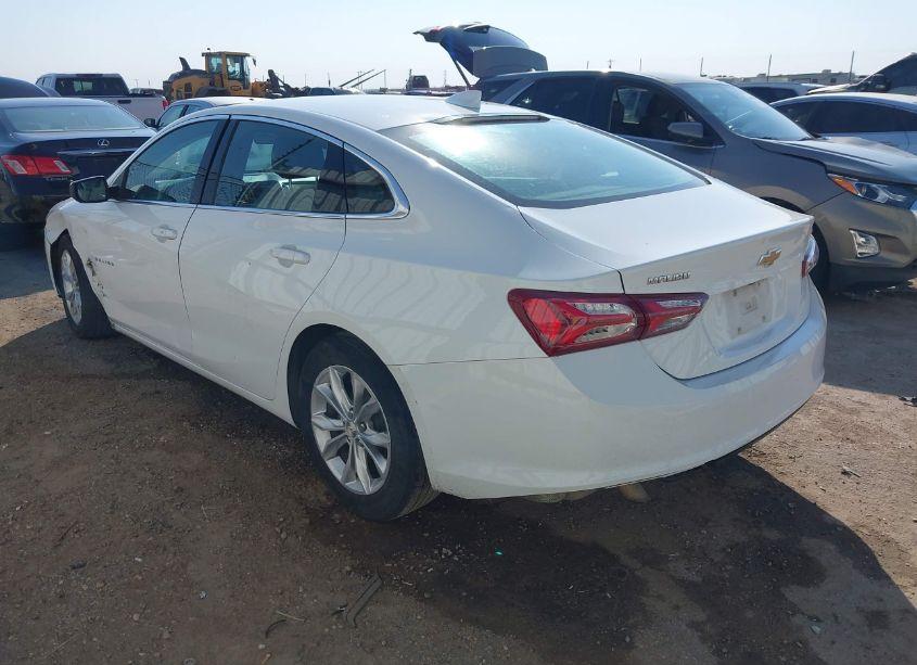 Photo 3 of 2021 Chevrolet Malibu FWD LT (VIN 1G1ZD5ST1MF069923)