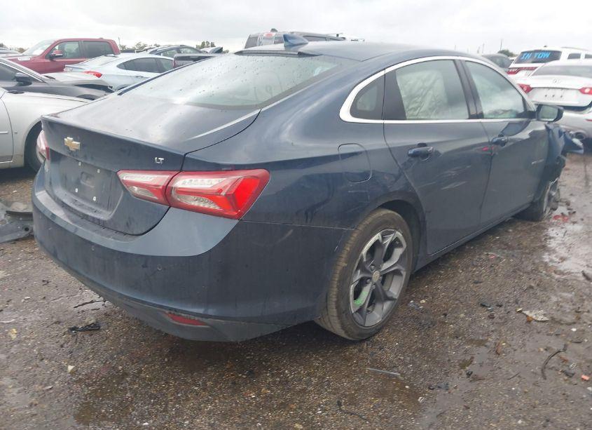Photo 4 of 2022 Chevrolet Malibu FWD LT (VIN 1G1ZD5ST1NF104056)