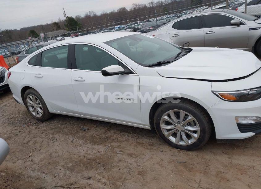 Photo 13 of 2022 Chevrolet Malibu FWD LT (VIN 1G1ZD5ST1NF106762)