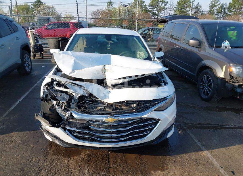 Photo 12 of 2022 Chevrolet Malibu FWD LT (VIN 1G1ZD5ST1NF109645)