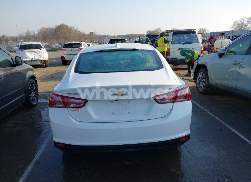 Photo 16 of 2022 Chevrolet Malibu FWD LT (VIN 1G1ZD5ST1NF109645)