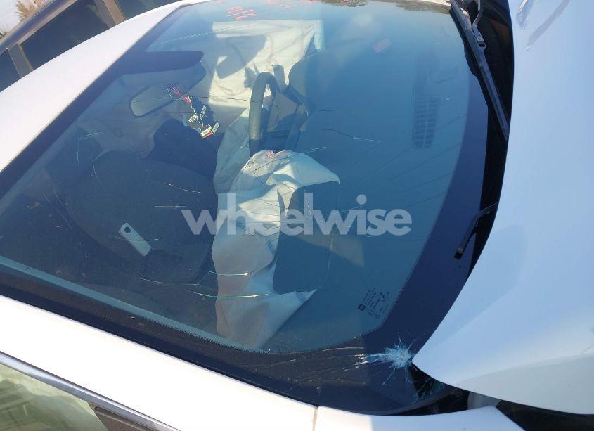 Photo 18 of 2022 Chevrolet Malibu FWD LT (VIN 1G1ZD5ST1NF109645)