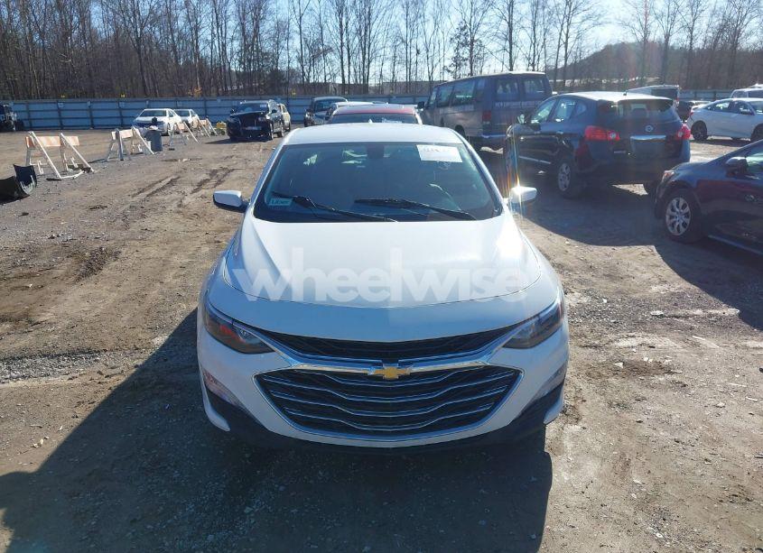 Photo 12 of 2022 Chevrolet Malibu FWD LT (VIN 1G1ZD5ST1NF109905)