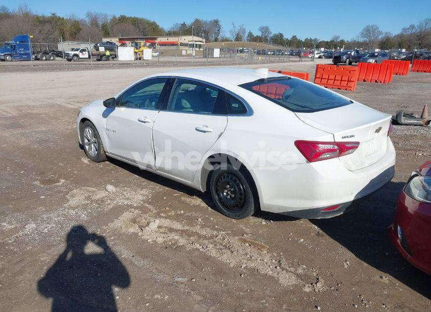 Photo 3 of 2022 Chevrolet Malibu FWD LT (VIN 1G1ZD5ST1NF109905)