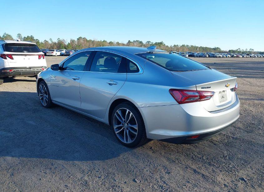 Photo 3 of 2022 Chevrolet Malibu FWD LT (VIN 1G1ZD5ST1NF110763)