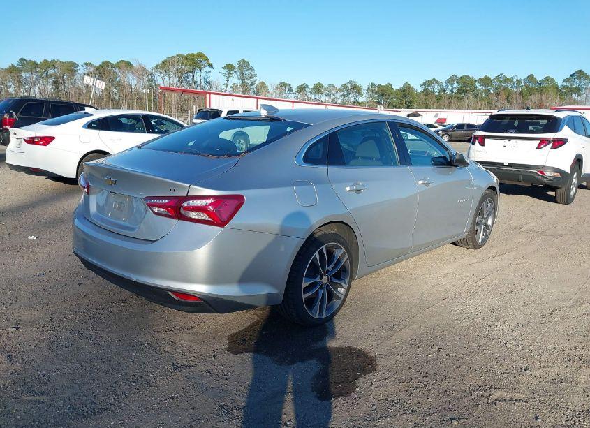 Photo 4 of 2022 Chevrolet Malibu FWD LT (VIN 1G1ZD5ST1NF110763)