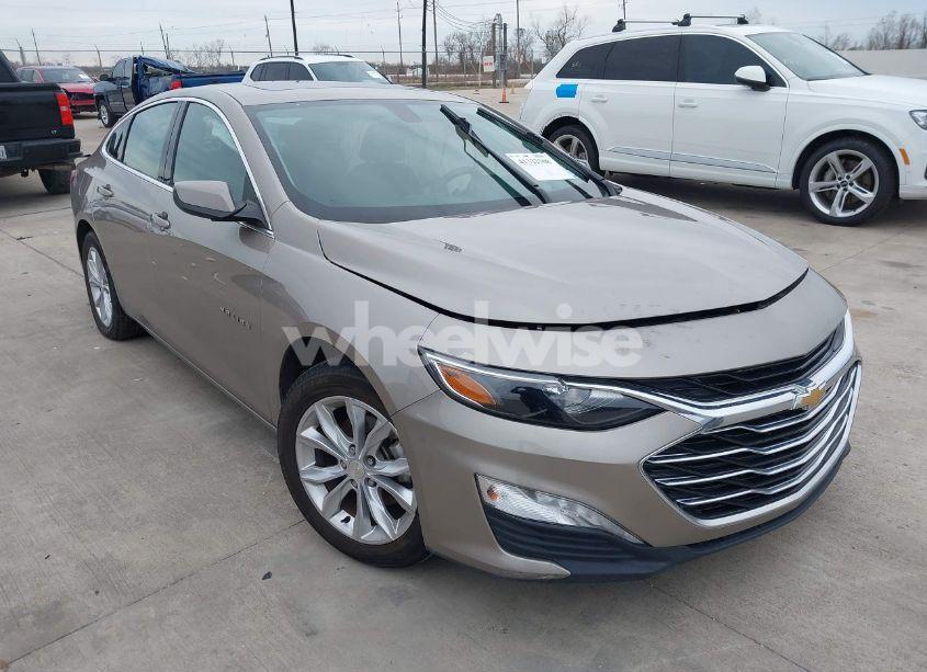 2022 Chevrolet Malibu FWD LT (VIN 1G1ZD5ST1NF122332) main photo