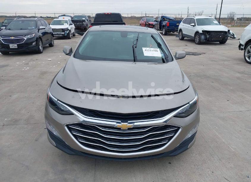 Photo 11 of 2022 Chevrolet Malibu FWD LT (VIN 1G1ZD5ST1NF122332)