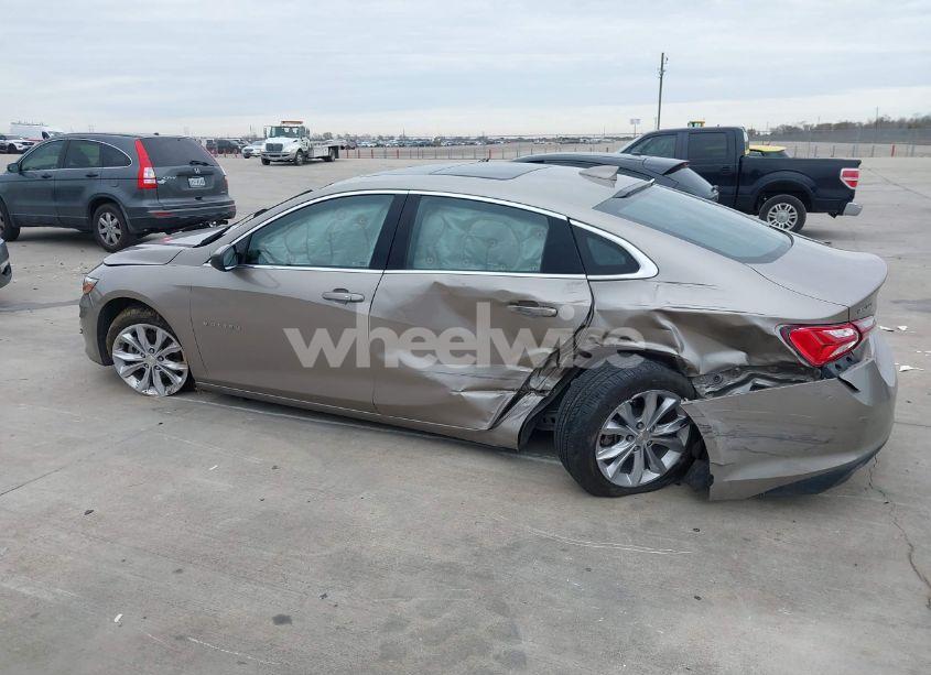 Photo 13 of 2022 Chevrolet Malibu FWD LT (VIN 1G1ZD5ST1NF122332)
