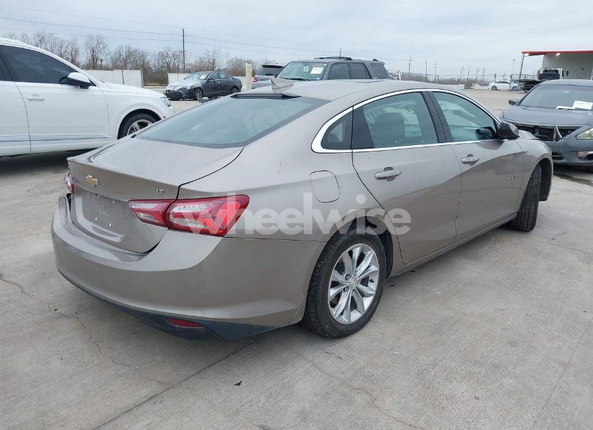 Photo 4 of 2022 Chevrolet Malibu FWD LT (VIN 1G1ZD5ST1NF122332)