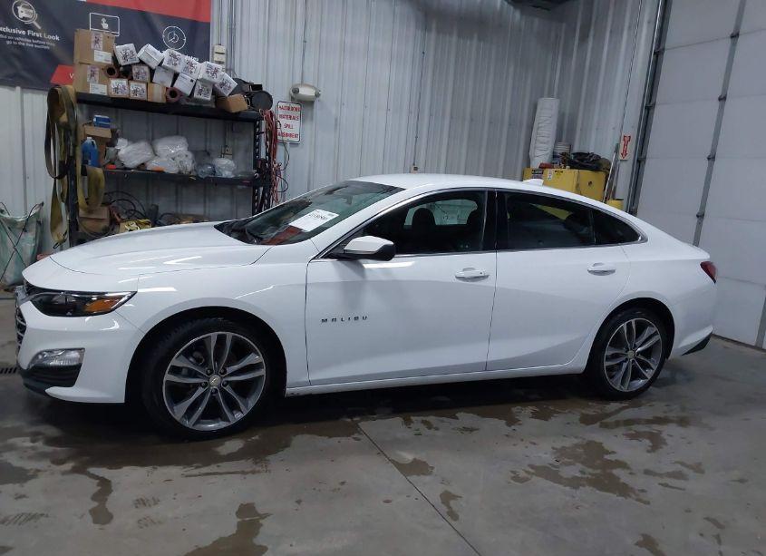 Photo 14 of 2022 Chevrolet Malibu FWD LT (VIN 1G1ZD5ST1NF126462)