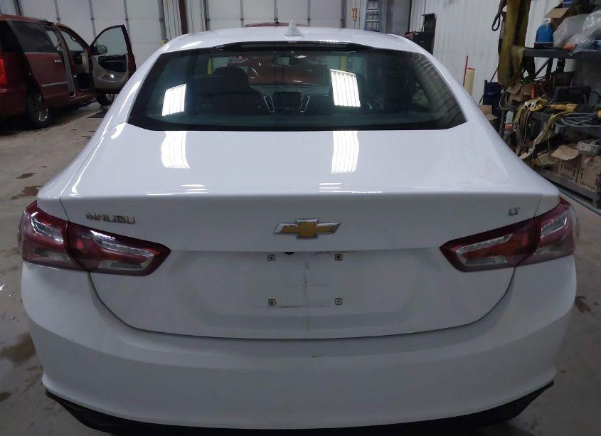 Photo 16 of 2022 Chevrolet Malibu FWD LT (VIN 1G1ZD5ST1NF126462)